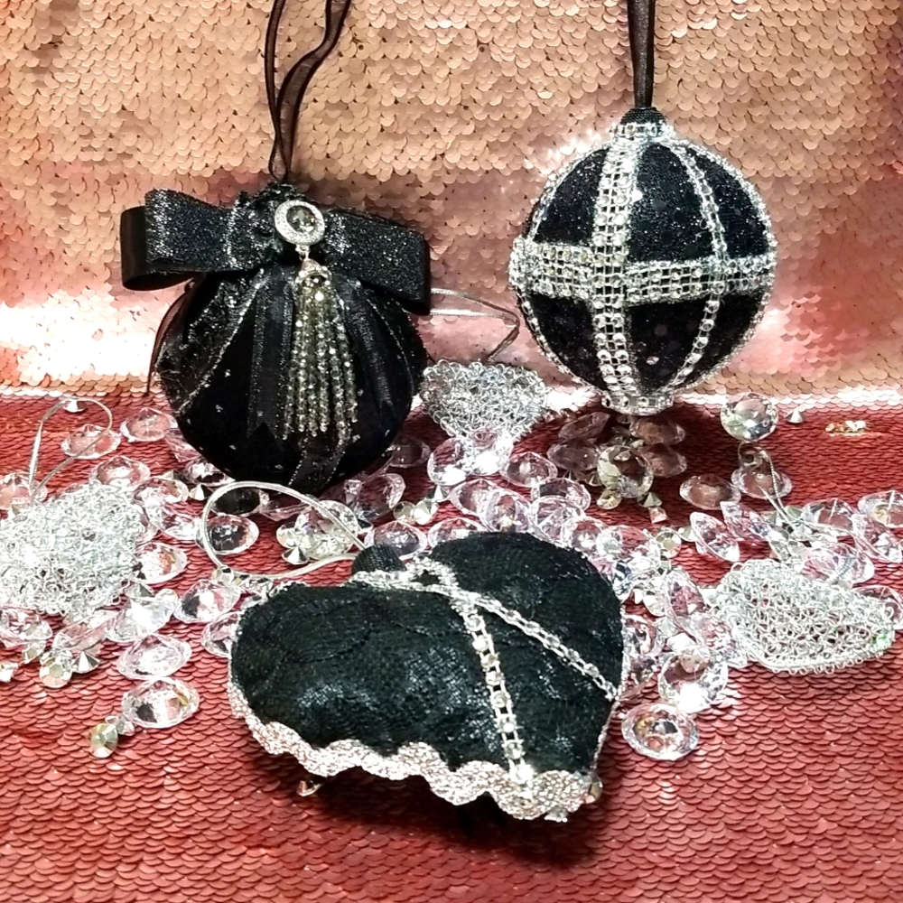 Xmas/Holiday ornaments/Home decor accents